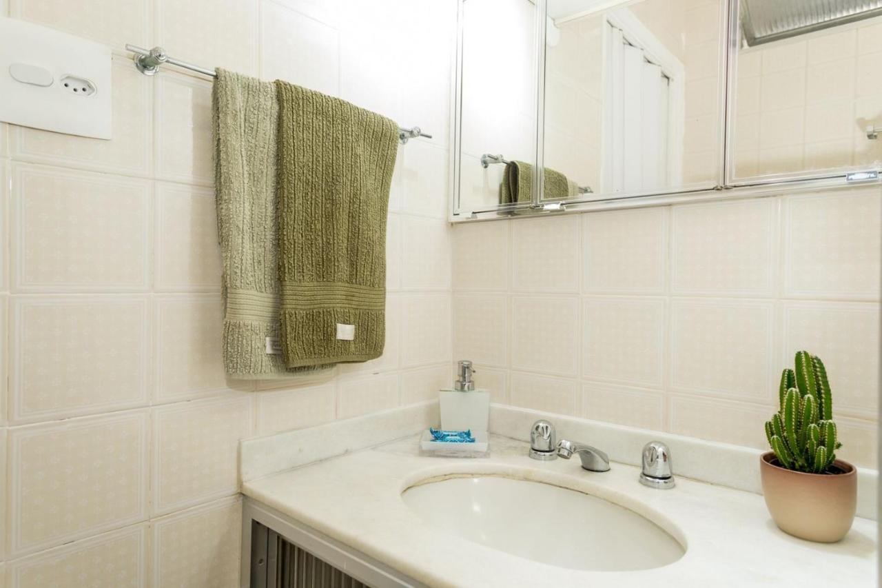 Relax Em Copacabana, Quarto E Sala, 150 Mt Da Praia, Cozinha, Maq De Lavar Roupa E Ar Рио де Жанейро Екстериор снимка